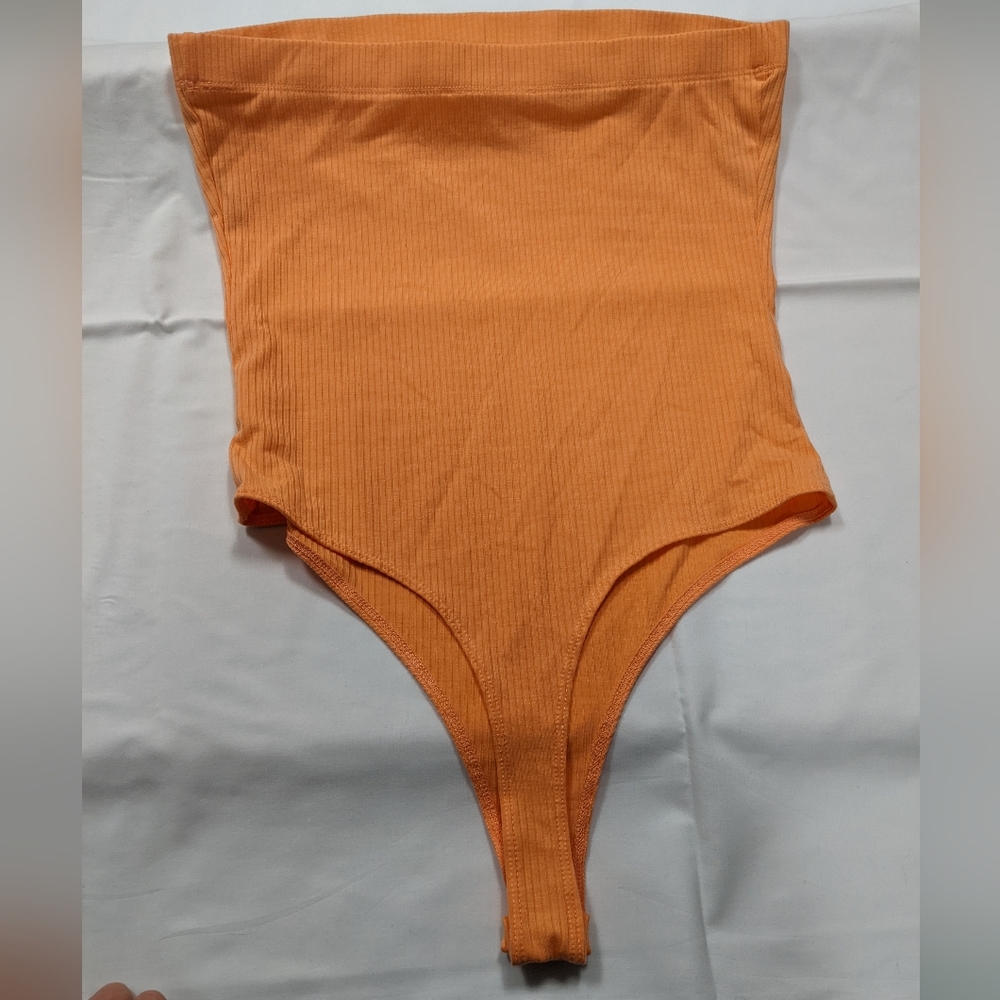 Tube Top - Picture 6 of 6